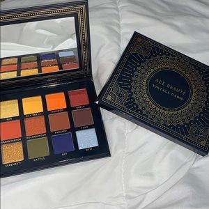 Ace Beautē Vintage Dawn Eye Shadow Palette